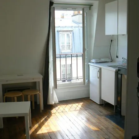 Quartier Latin 公寓 *